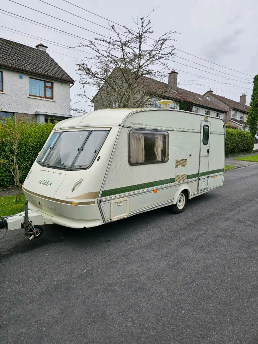Caravan - Image 1