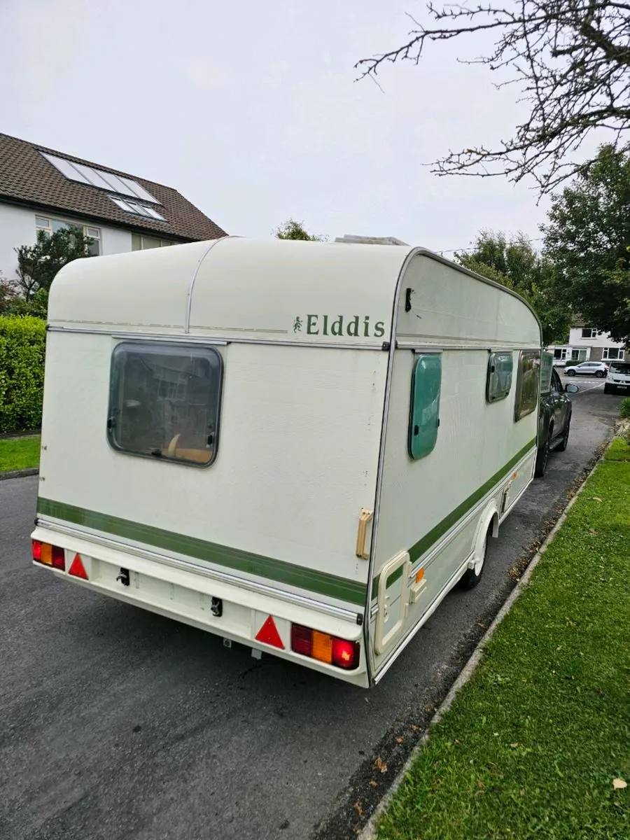 Caravan - Image 2