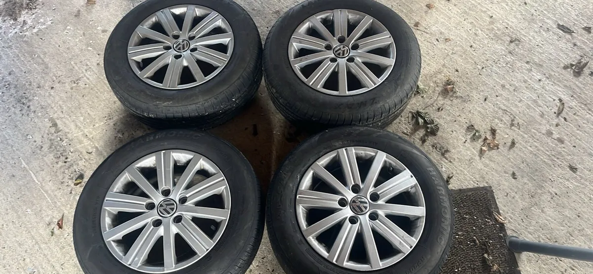 5x112 alloys NEW TYRES! - Image 1
