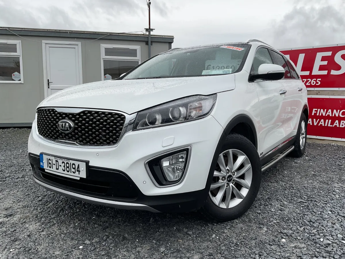 KAI SORENTO  4WD 7 SEATER PLATINUM PANORAMIC ROOF - Image 2