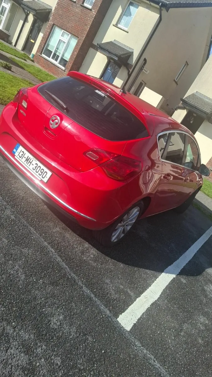 Vauxhall Astra 2013 - Image 4