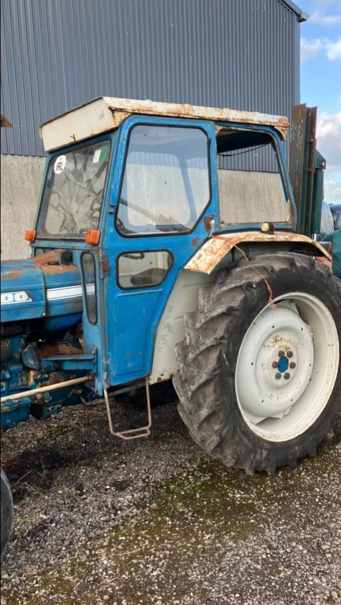 wanted ford 4000 cab - Image 2