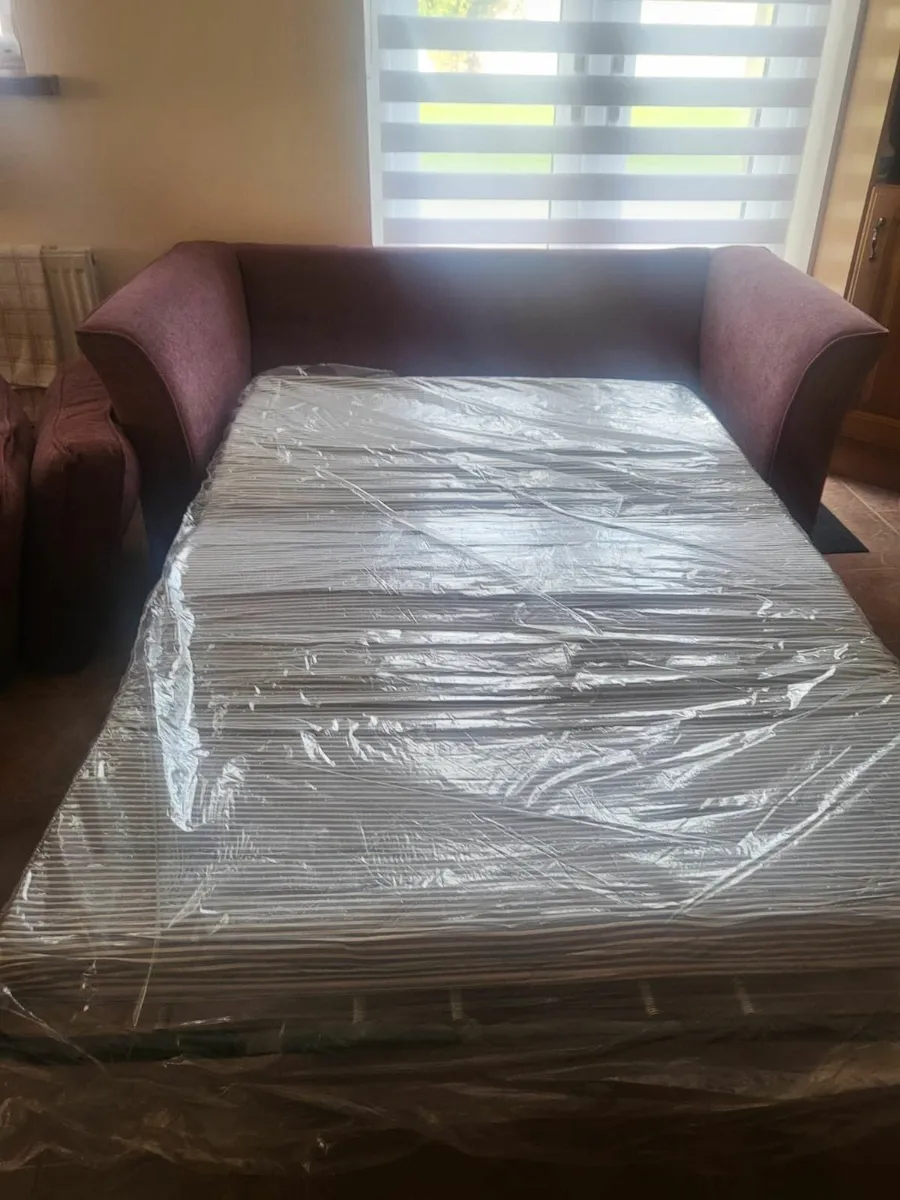 2 seater sofa bed - Image 2