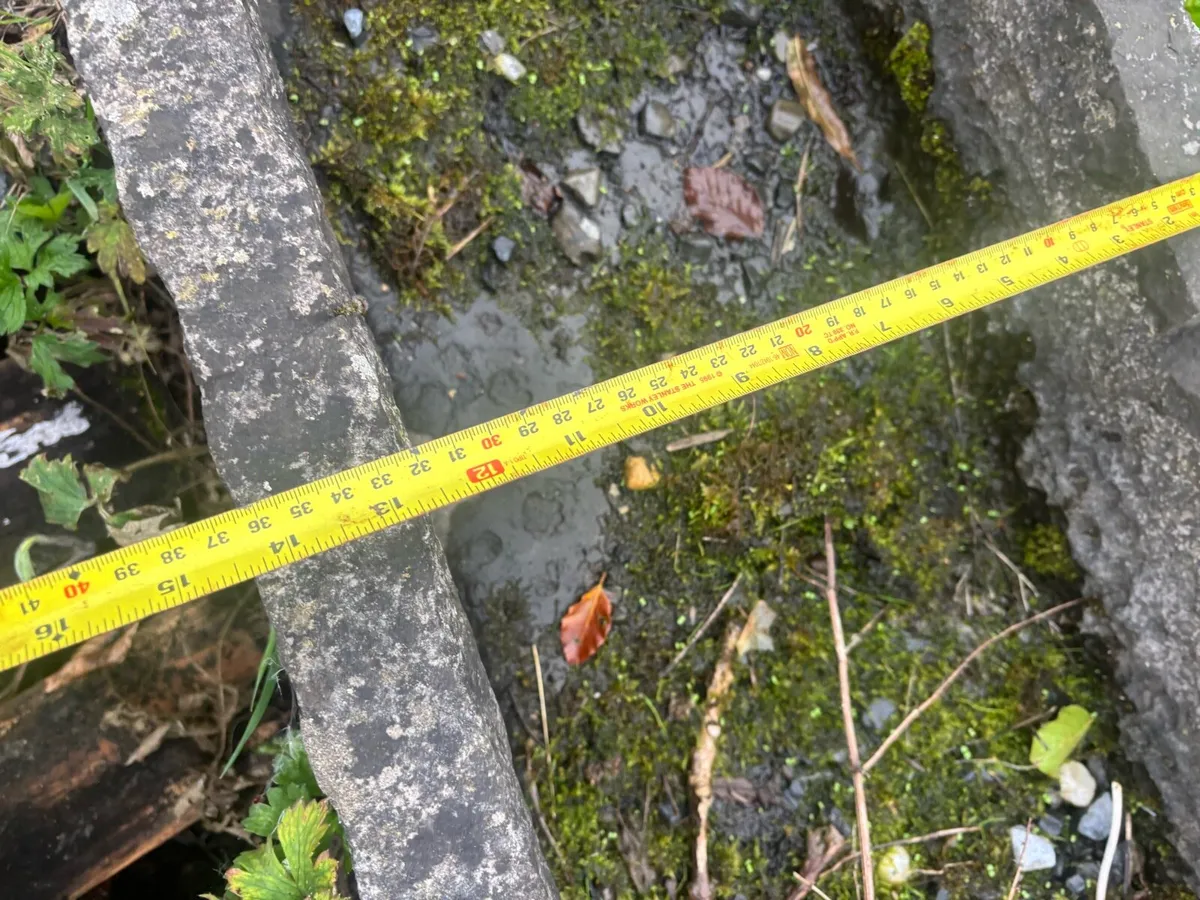 Old trough - Image 3