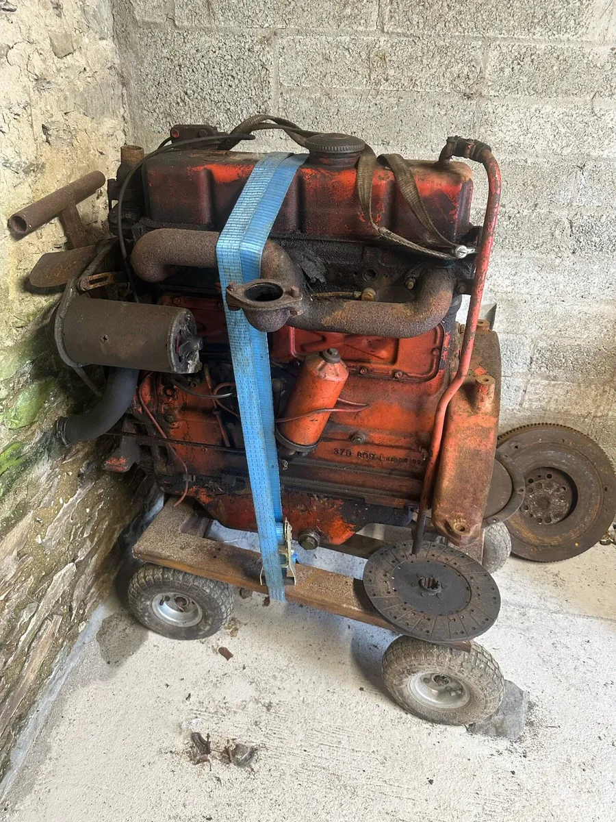 B M C engine nuffield - Image 1