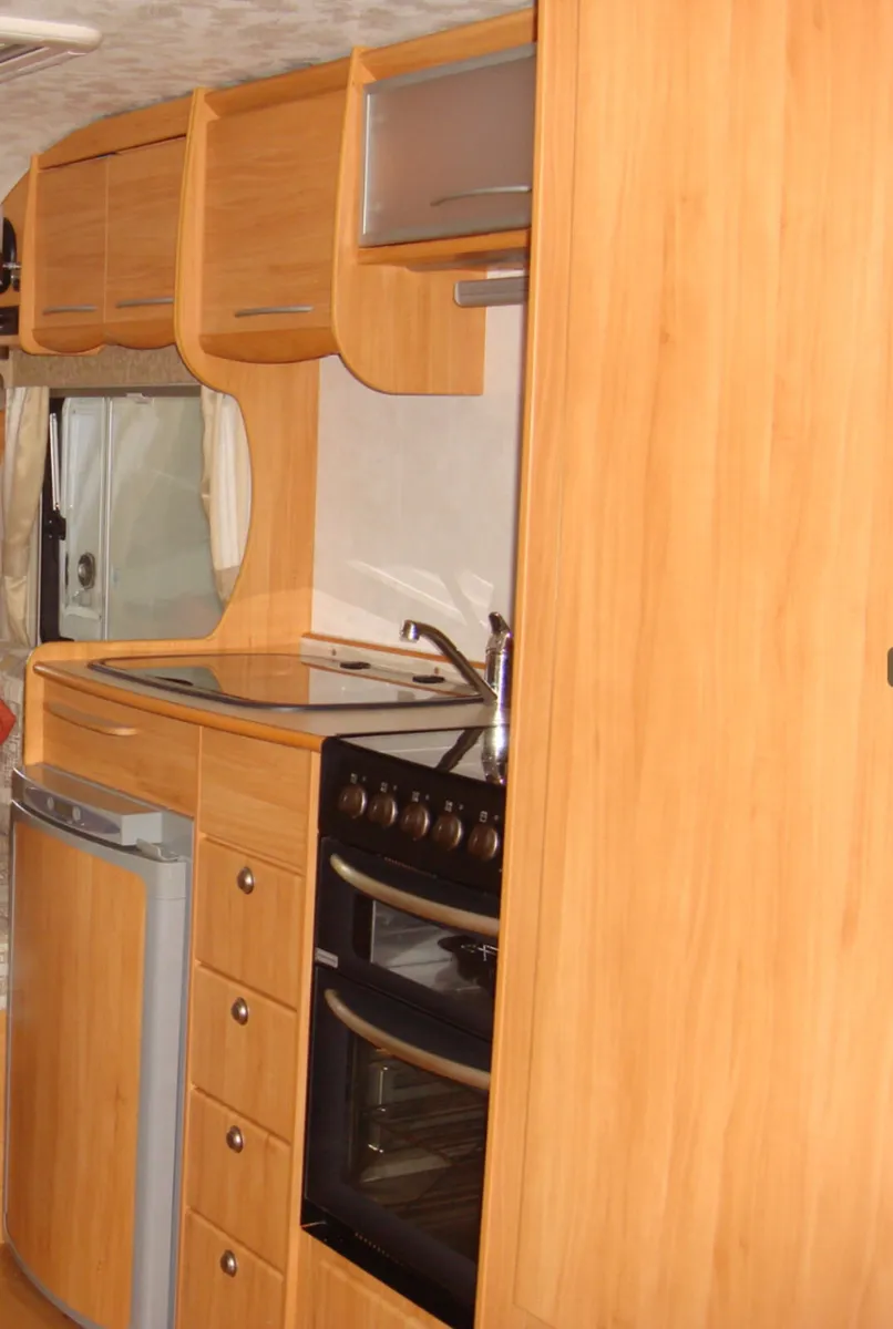 Adria adora caravan - Image 2
