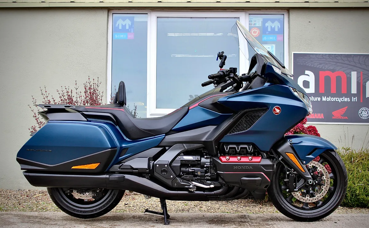 Honda Goldwing Bagger - Image 1
