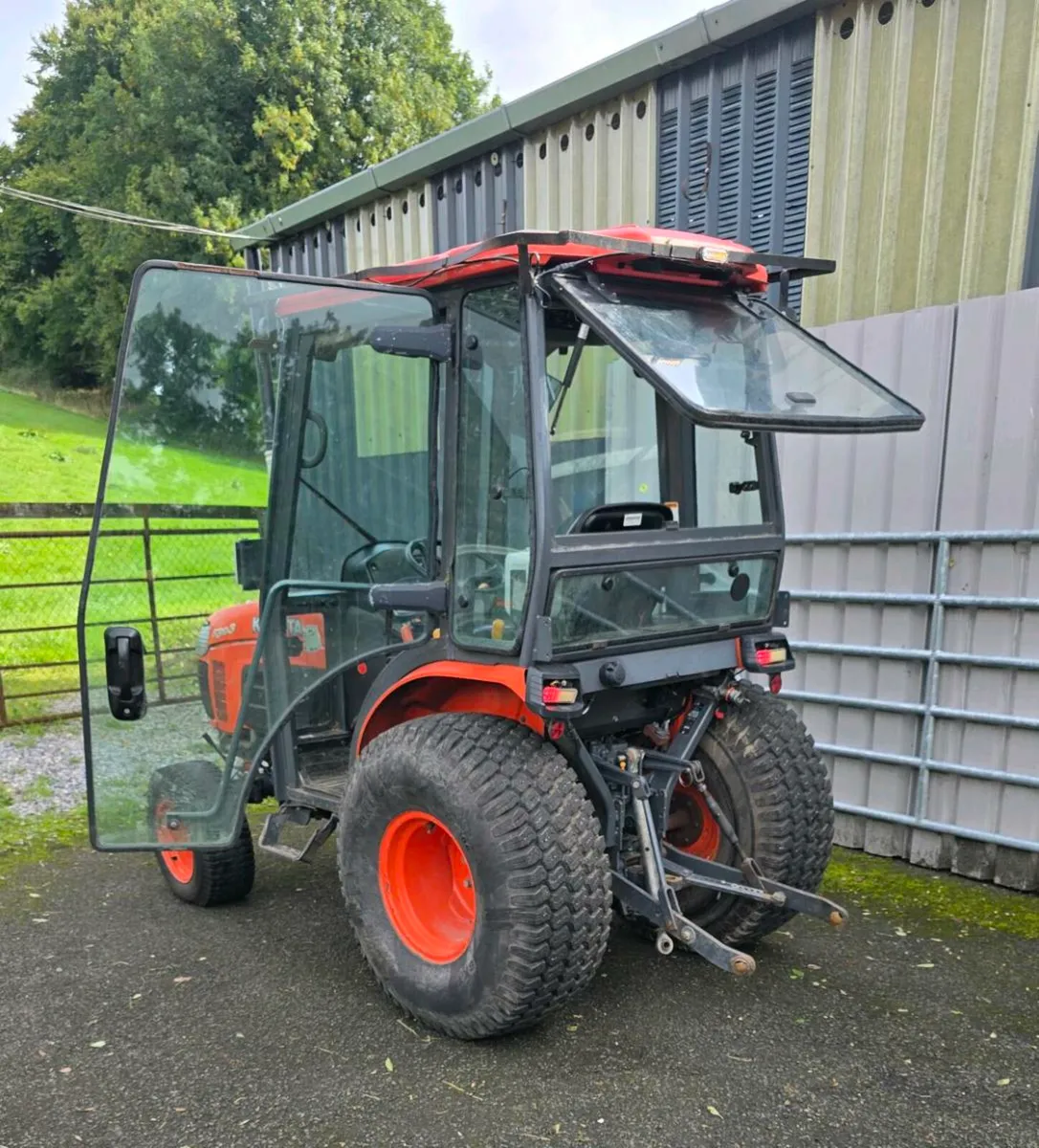 Kubota Tractor - Image 3