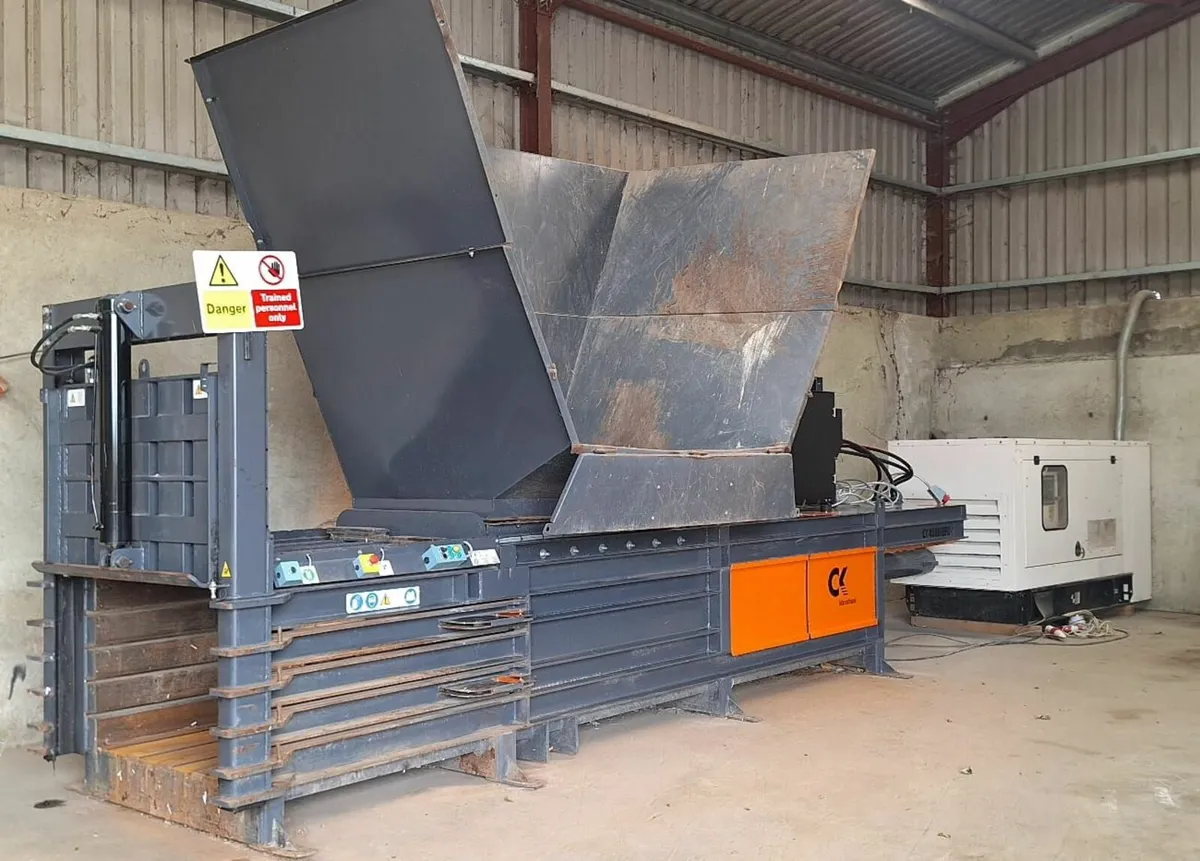 CK 450 HFEPC - Semi Automatic Baler - Image 1