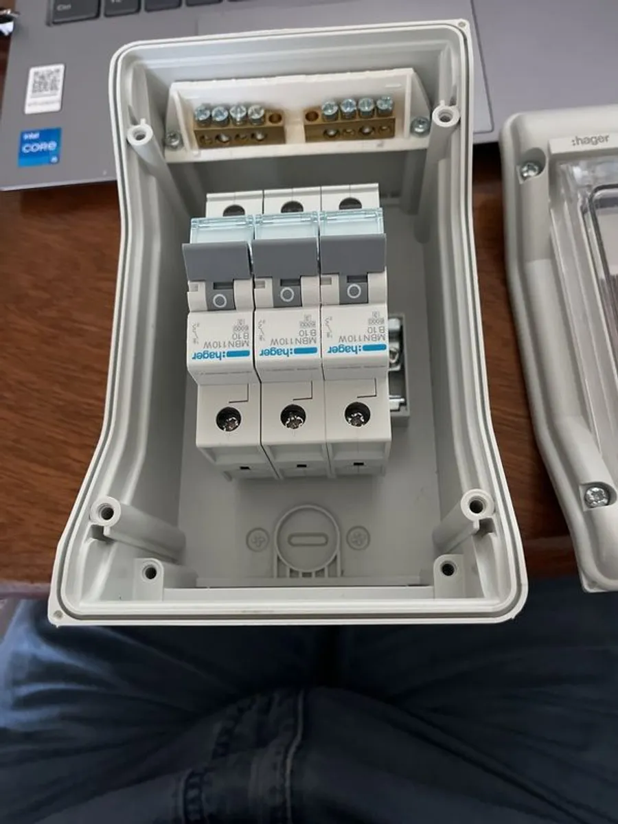 External Circuit Breaker Distribution Board - Image 1