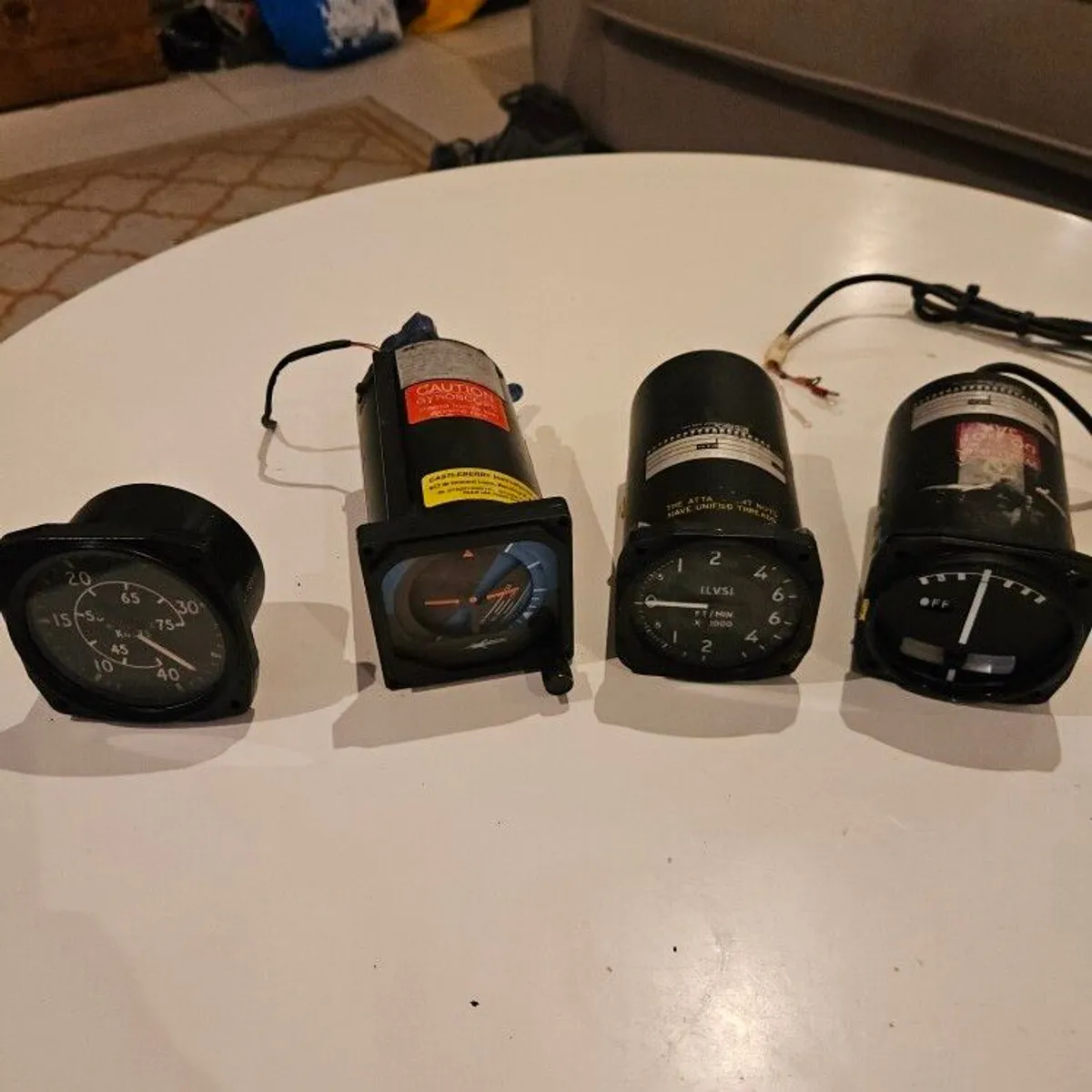 4 aviation/ flight instruments - Image 2