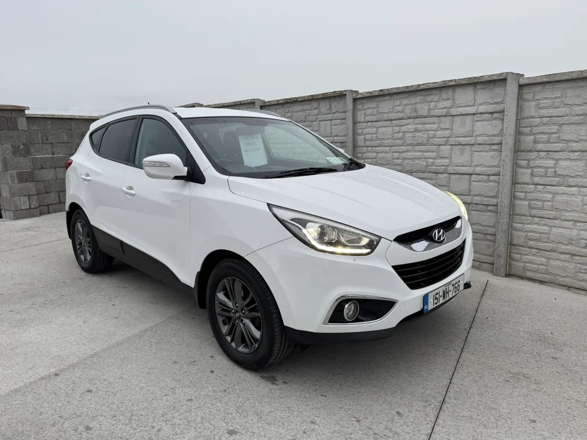 Hyundai ix35 2015 1 Owner from new - Image 4