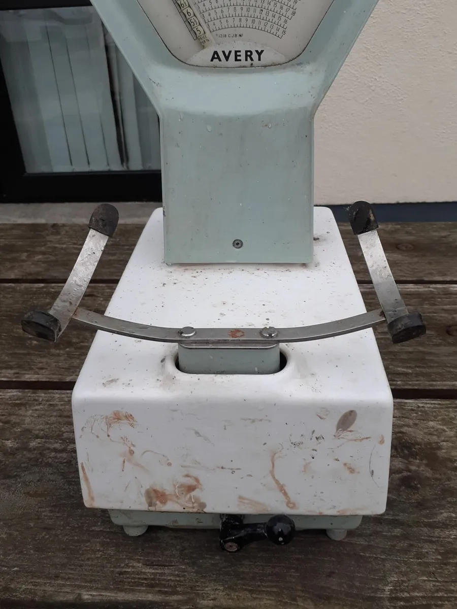 Antique Avery Scale - Image 4