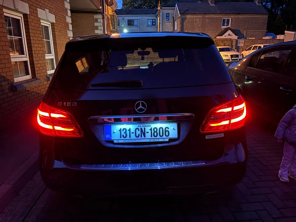2013 Mercedes B180/Sport Pack/Automatic B180 - Image 4