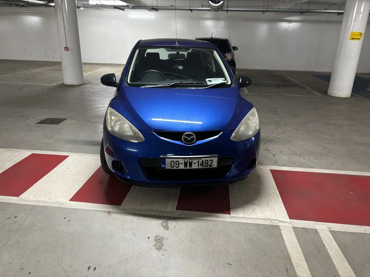 Mazda 2 very low km - Image 2