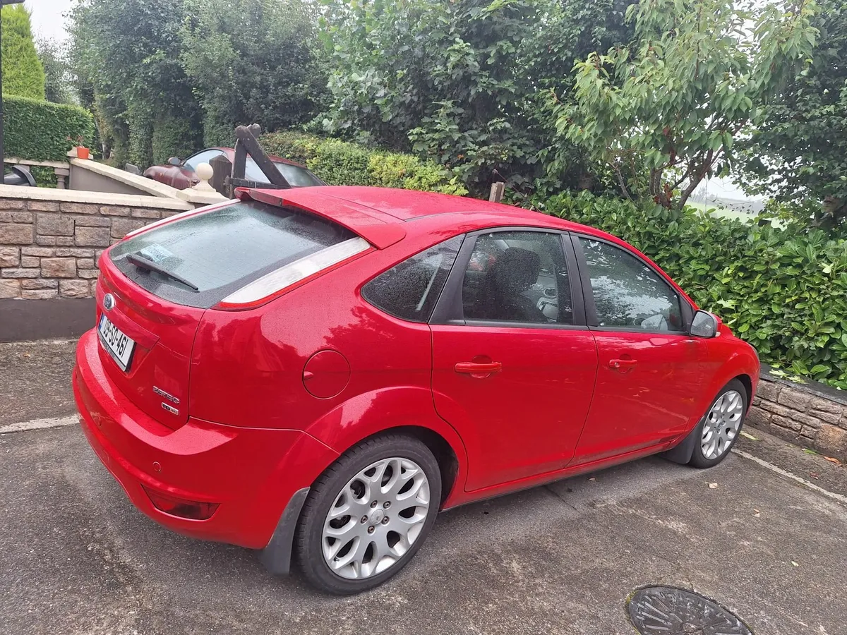 Ford Focus 2009 - Image 4