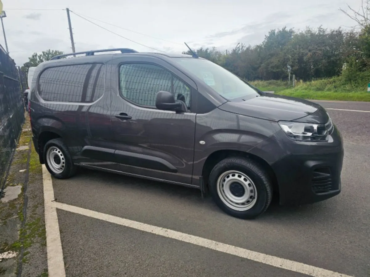 Citroen Berlingo 100 MWB 650KG - Image 1
