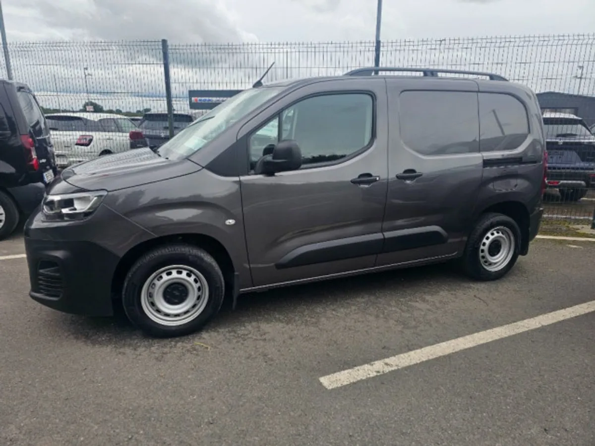 Citroen Berlingo 100 MWB 650KG - Image 2