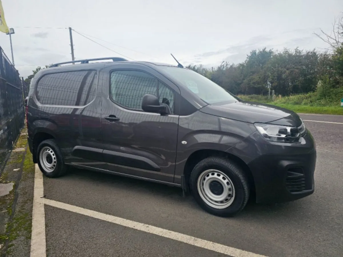 Citroen Berlingo 100 MWB 650KG - Image 4