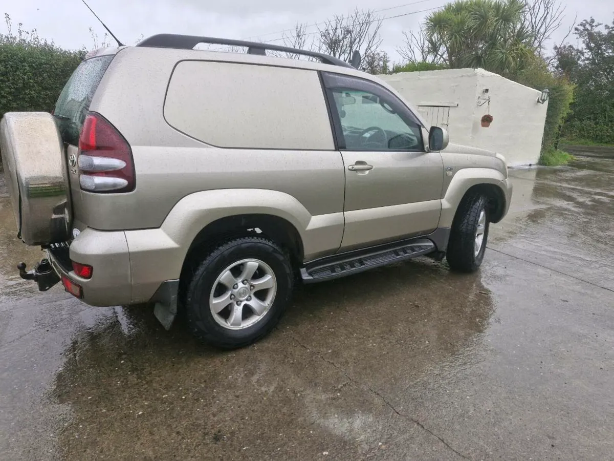 Toyota landcruiser - Image 4