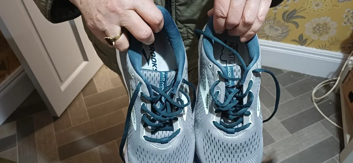 Brooks Runners - Image 1