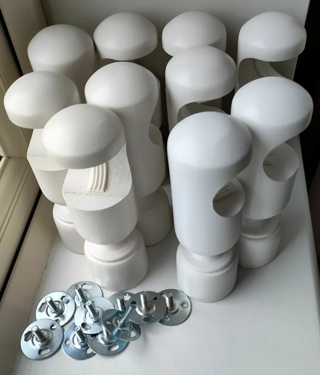 IKEA white wooden curtain rods (5x) - Image 2