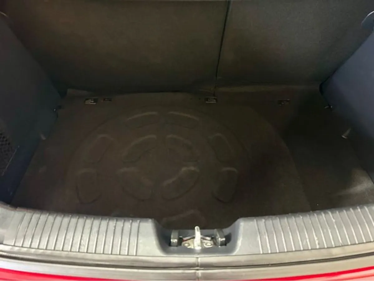 Kia Rio 1.4 D EX 4DR 4 - Image 4