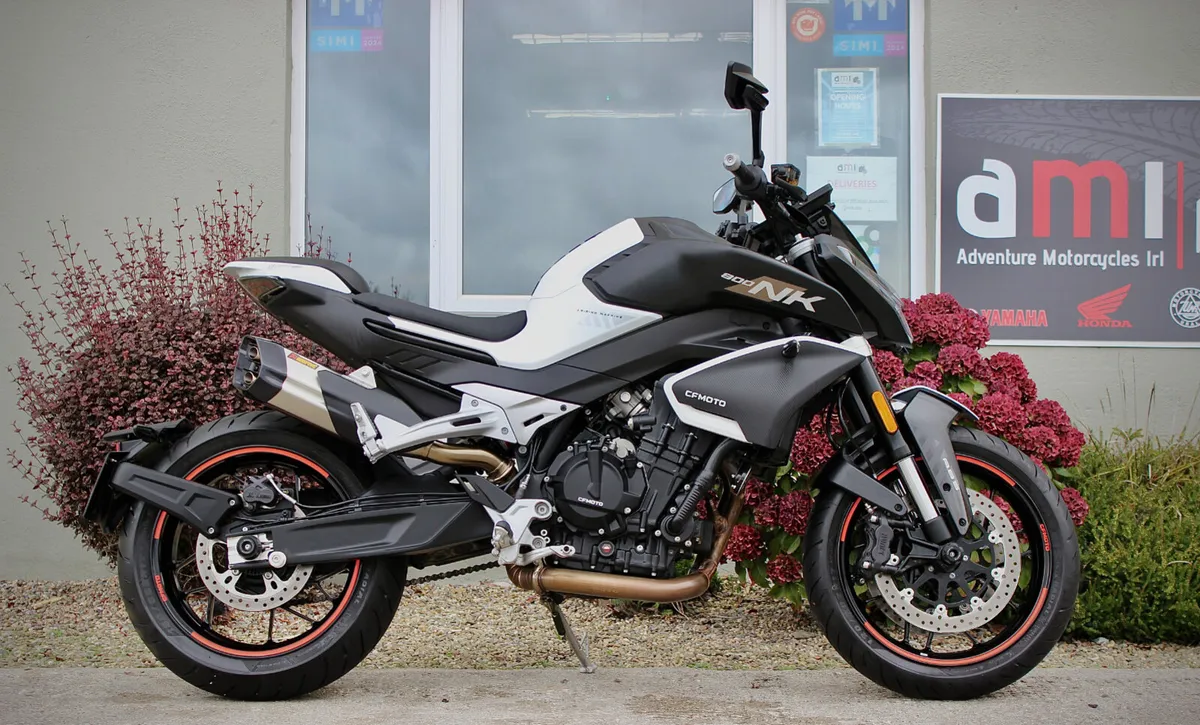 2024 CFMOTO 800 NK ADVANCED - Image 1