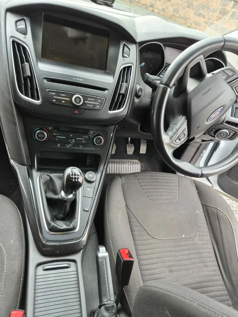 Ford Focus Titanium 1.5Td - Image 4