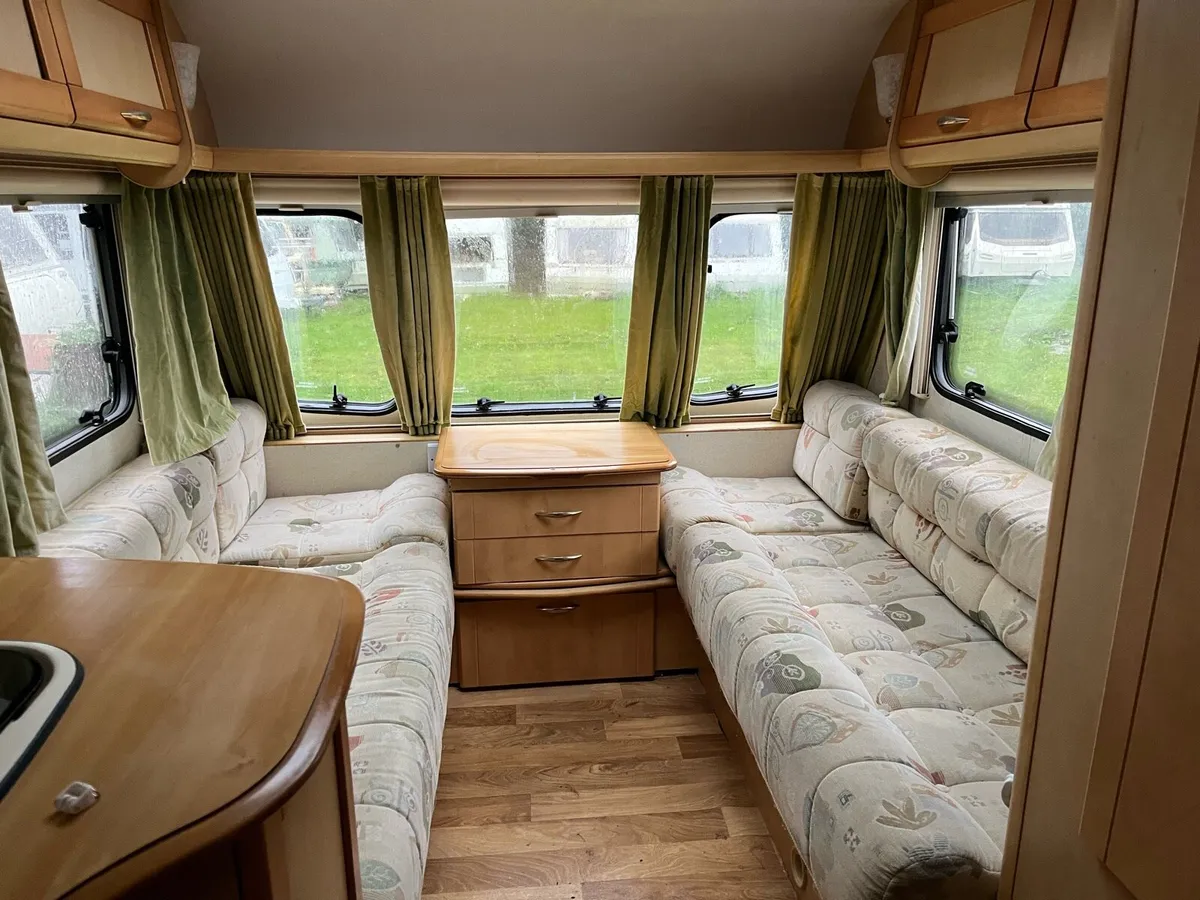 Bailey ranger 500 /5 berth caravan & awing - Image 4