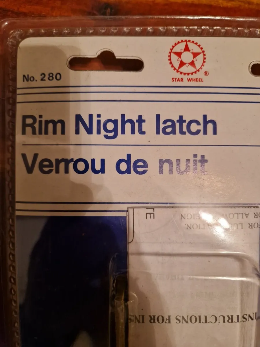 New and Sealed Rim Night Latch Door Lock - Image 4