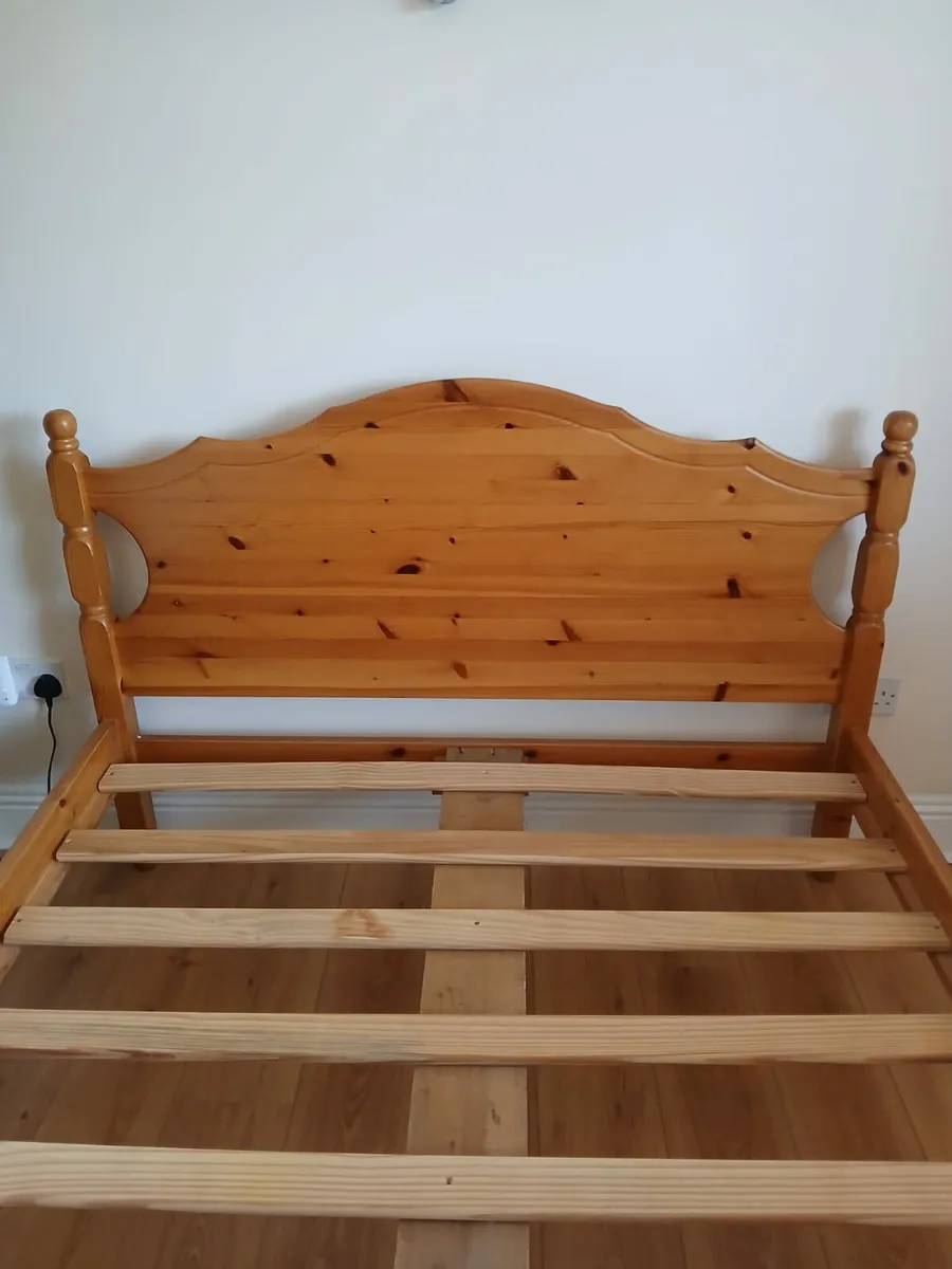 Double bed - Image 2