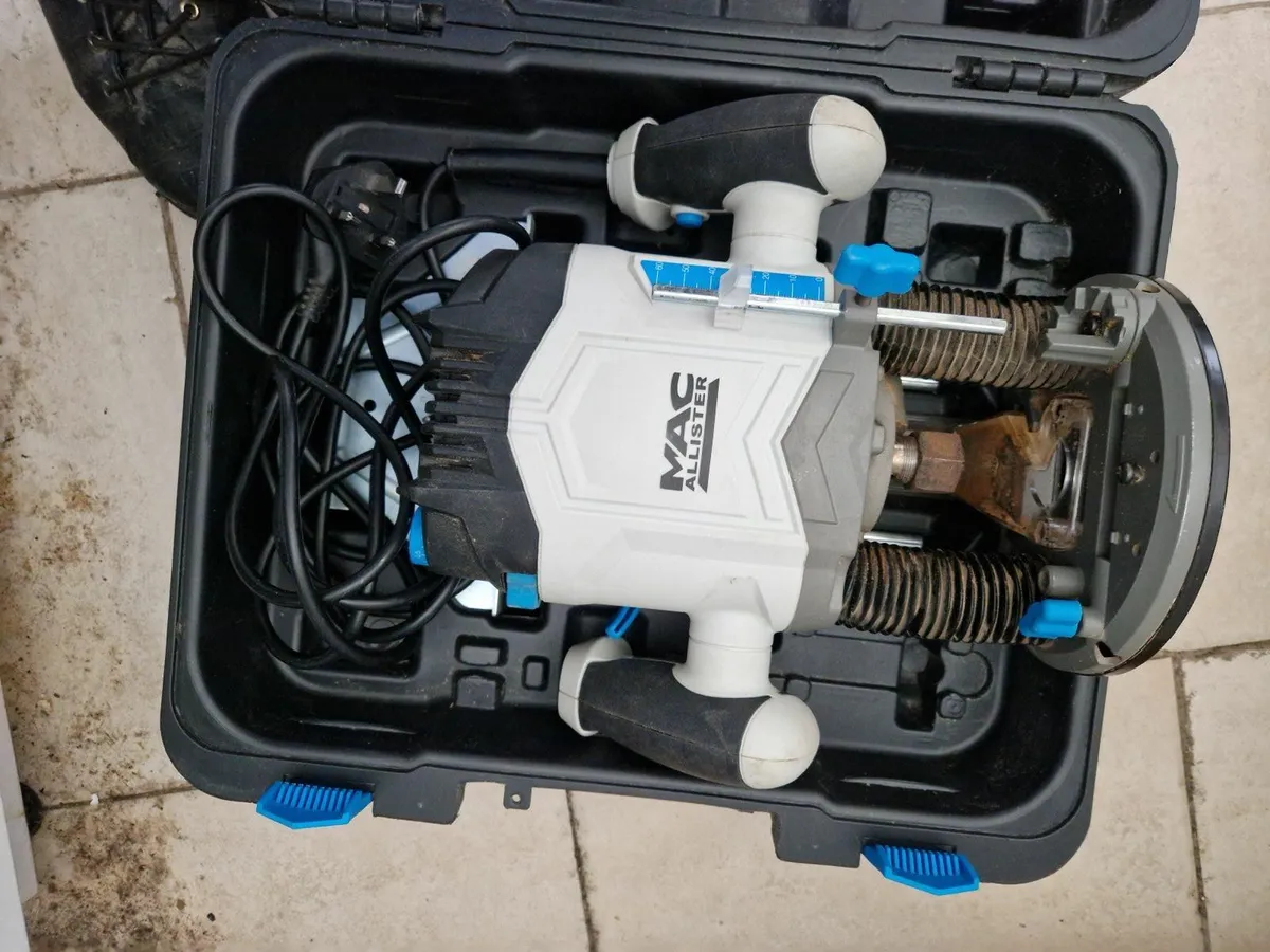 Mac Allister MER1500 Router - Image 1