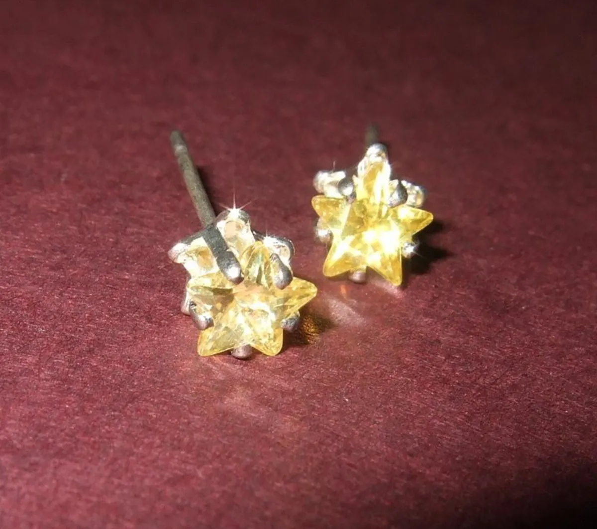 Vintage Silver Champagne Sapphire Solitaires - Image 3