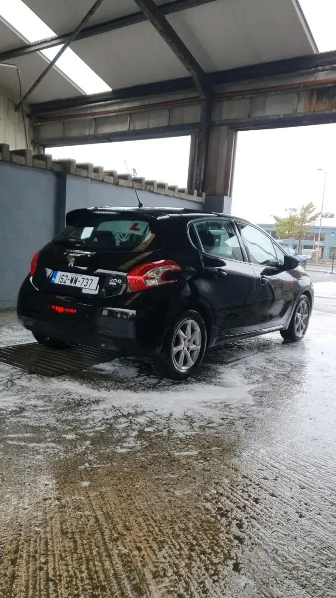 Peugeot 208 diesel Auto - Image 3