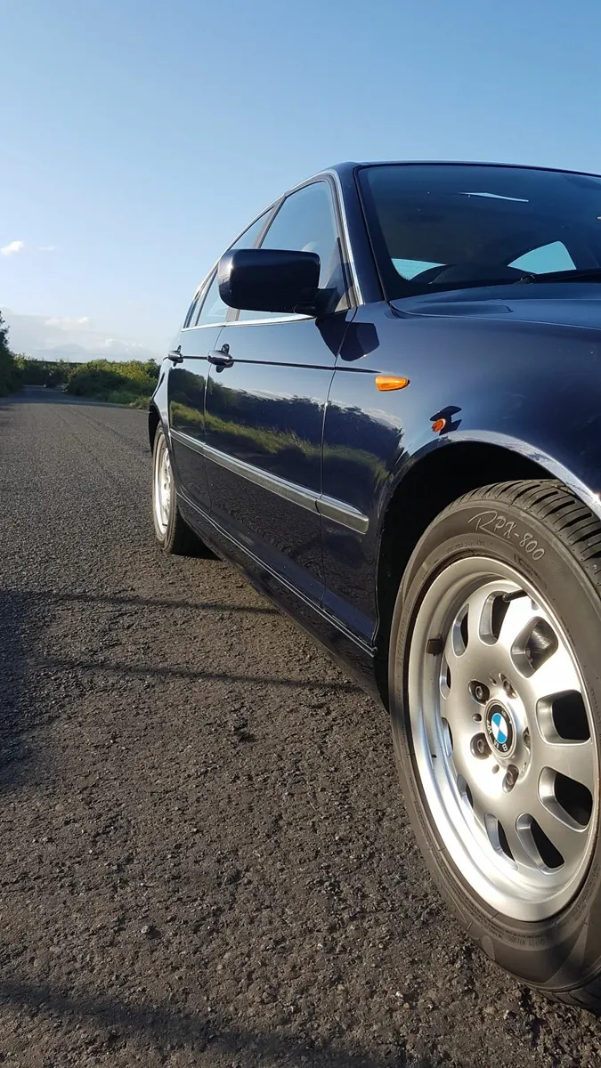 BMW 3-Series 2.2 Auto - Image 4