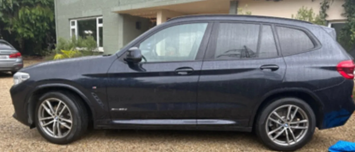 Car - Image 3