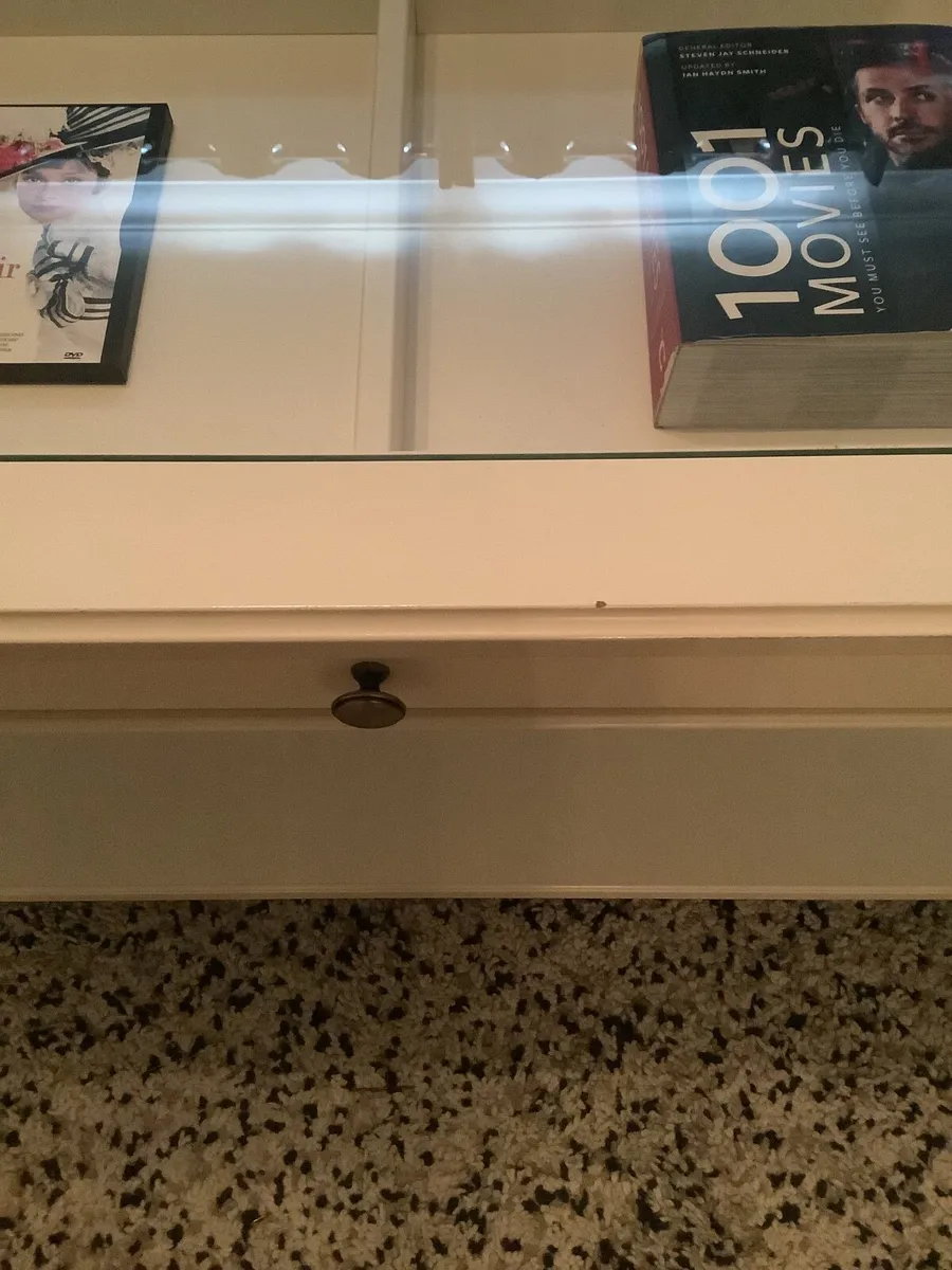 Coffee Table Excellent Condition - Image 3