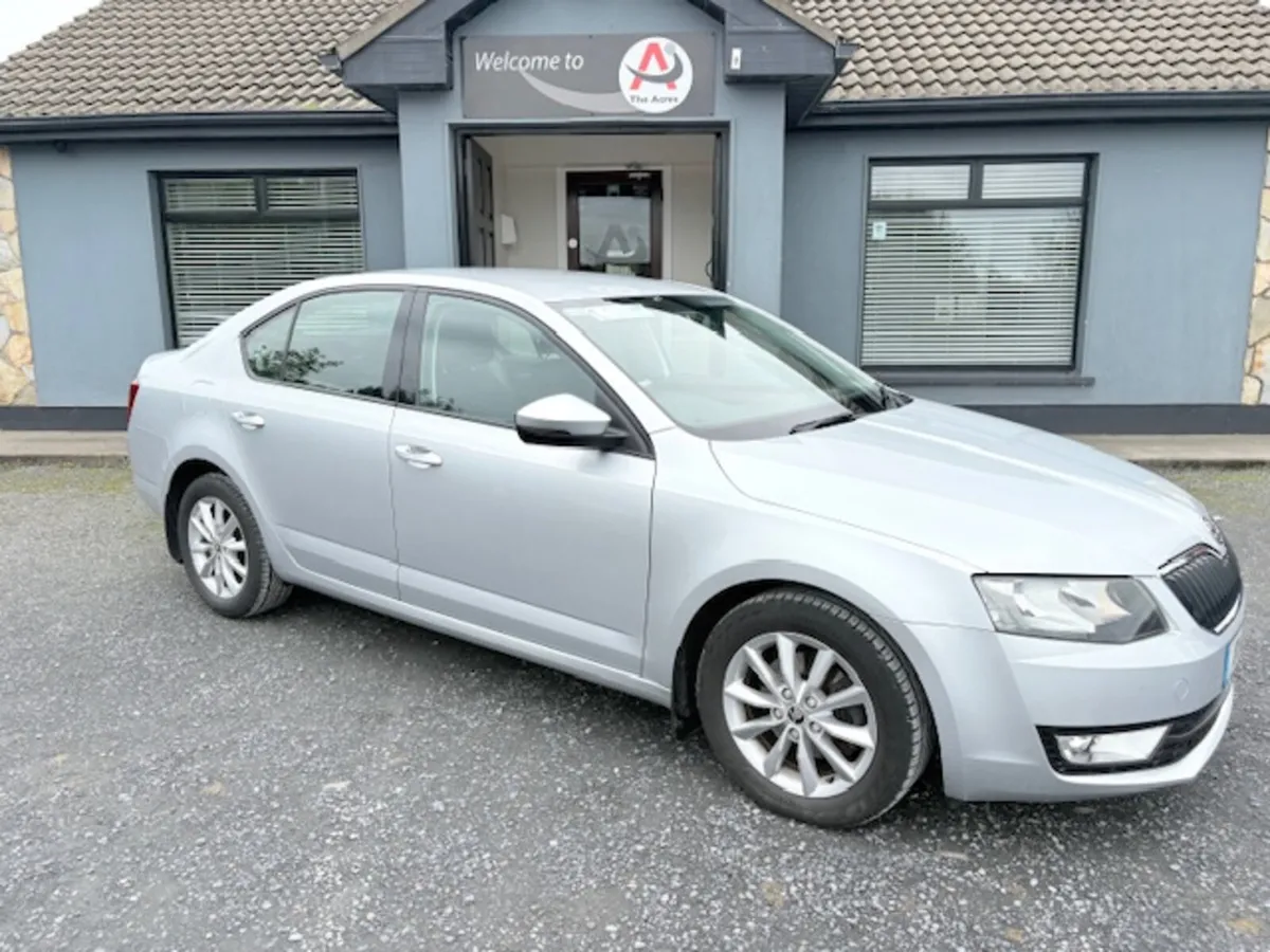 Skoda Octavia 2017 - Image 2