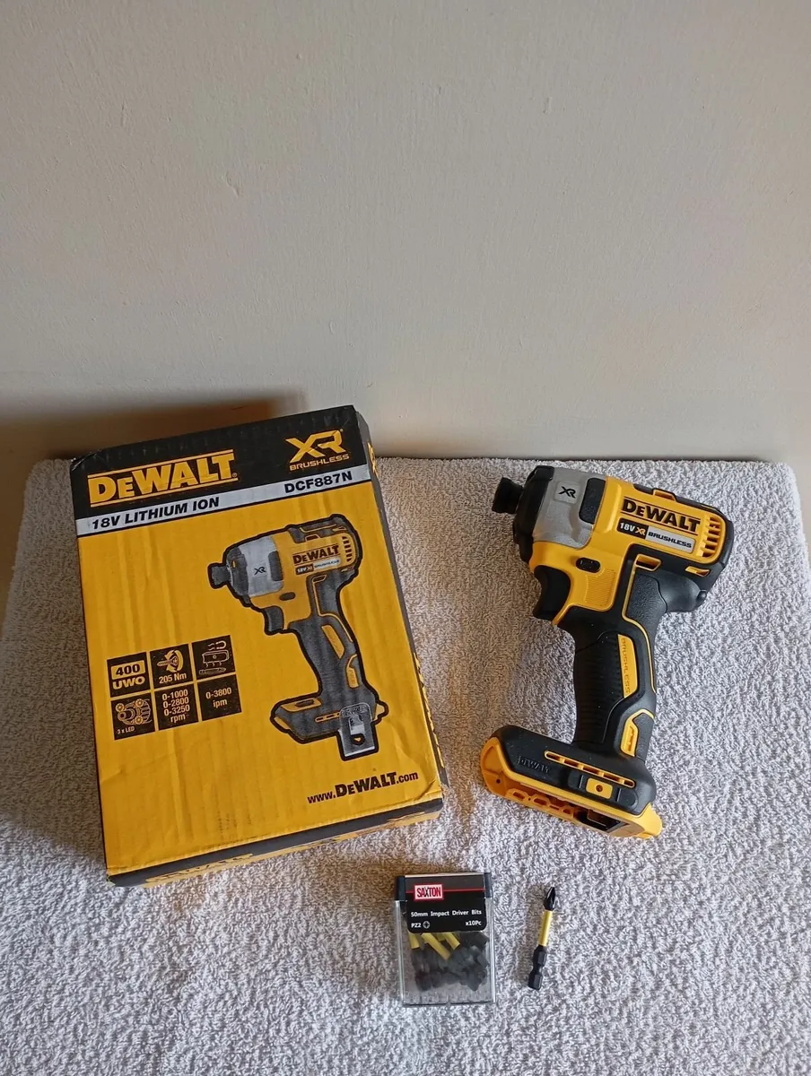 DeWalt dcf887