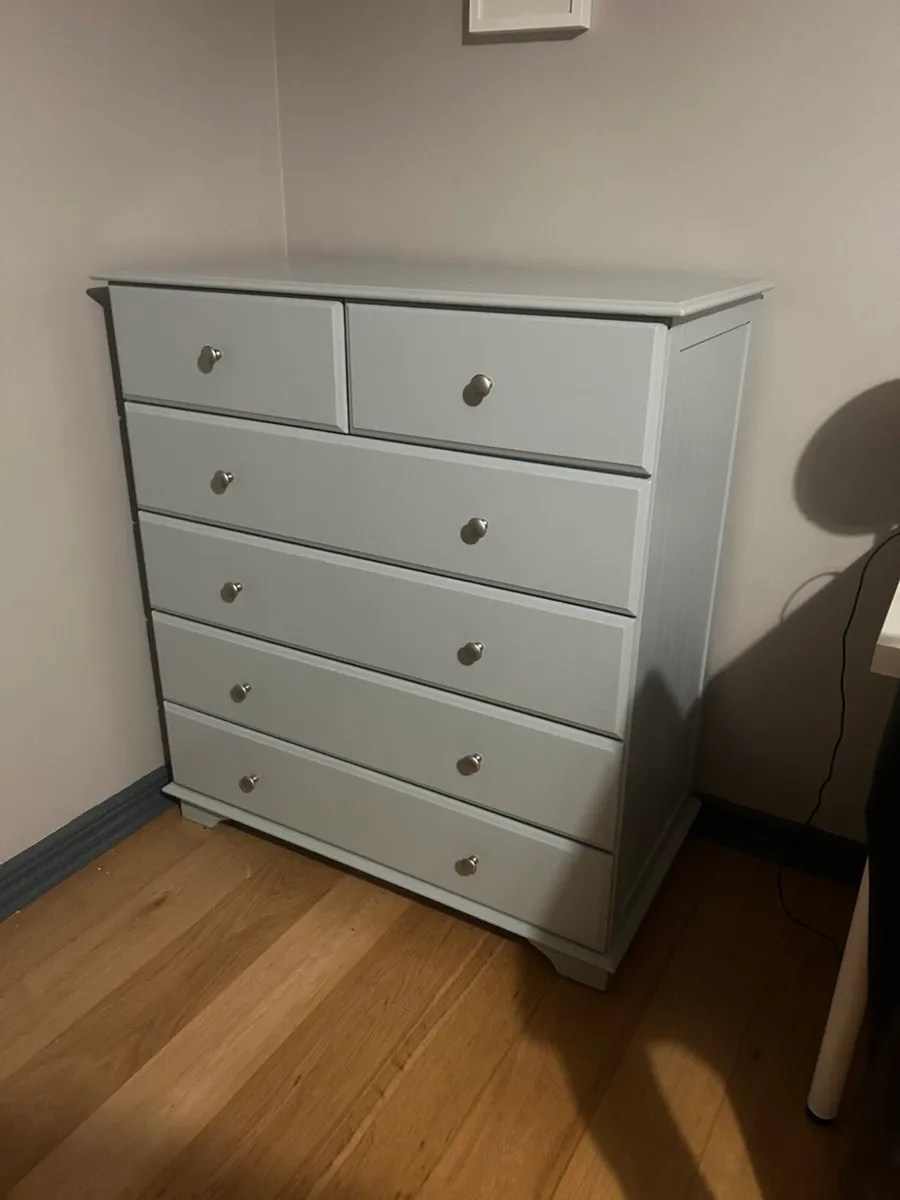 Chest of drawers - Image 3