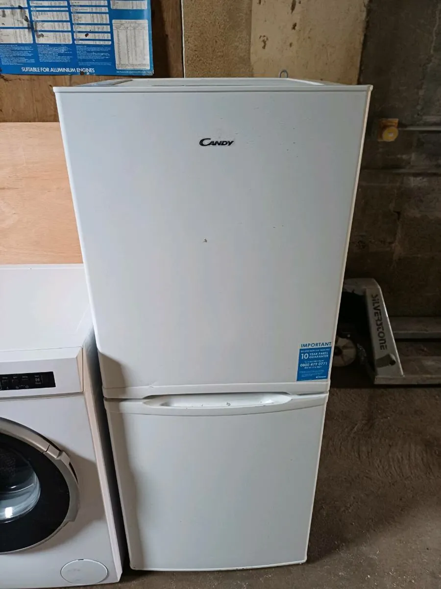FRIDGE - Image 1
