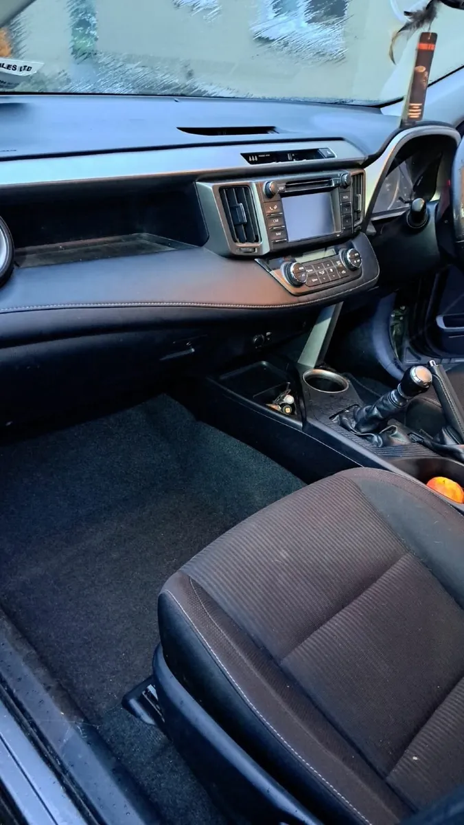Toyota RAV4 2015 - Image 3