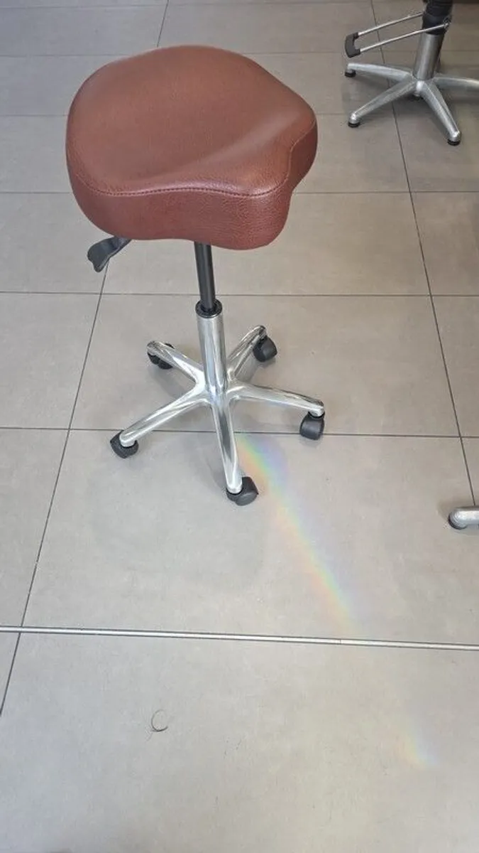 Rent A Chair, Friendly Co-working Space - Image 2