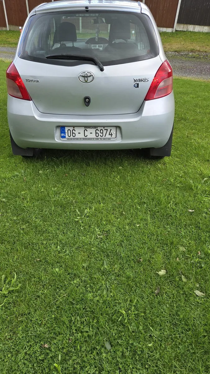 Toyota yaris - Image 3