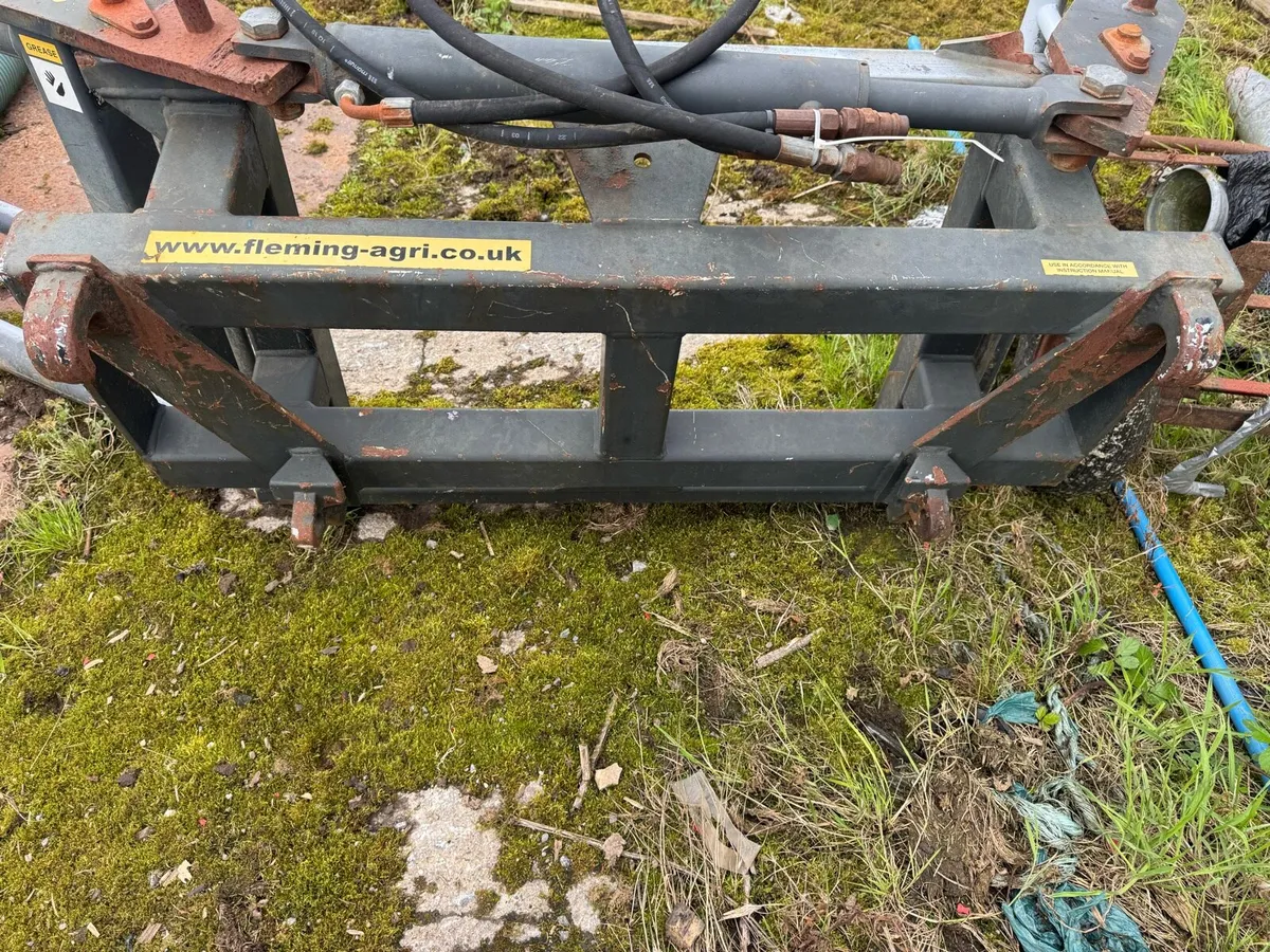 Bale Handler - Image 3