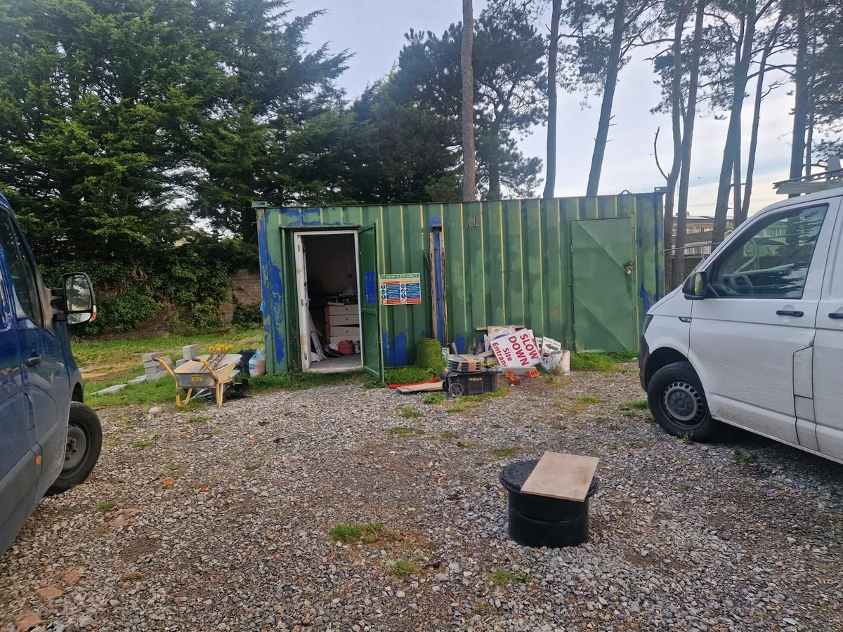 Container/office/toilet/fuel store - Image 1