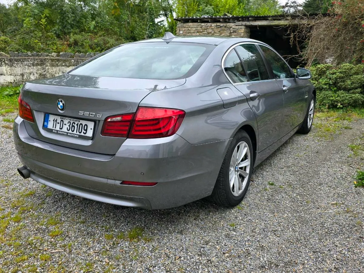 BMW 520D Automatic - Image 2