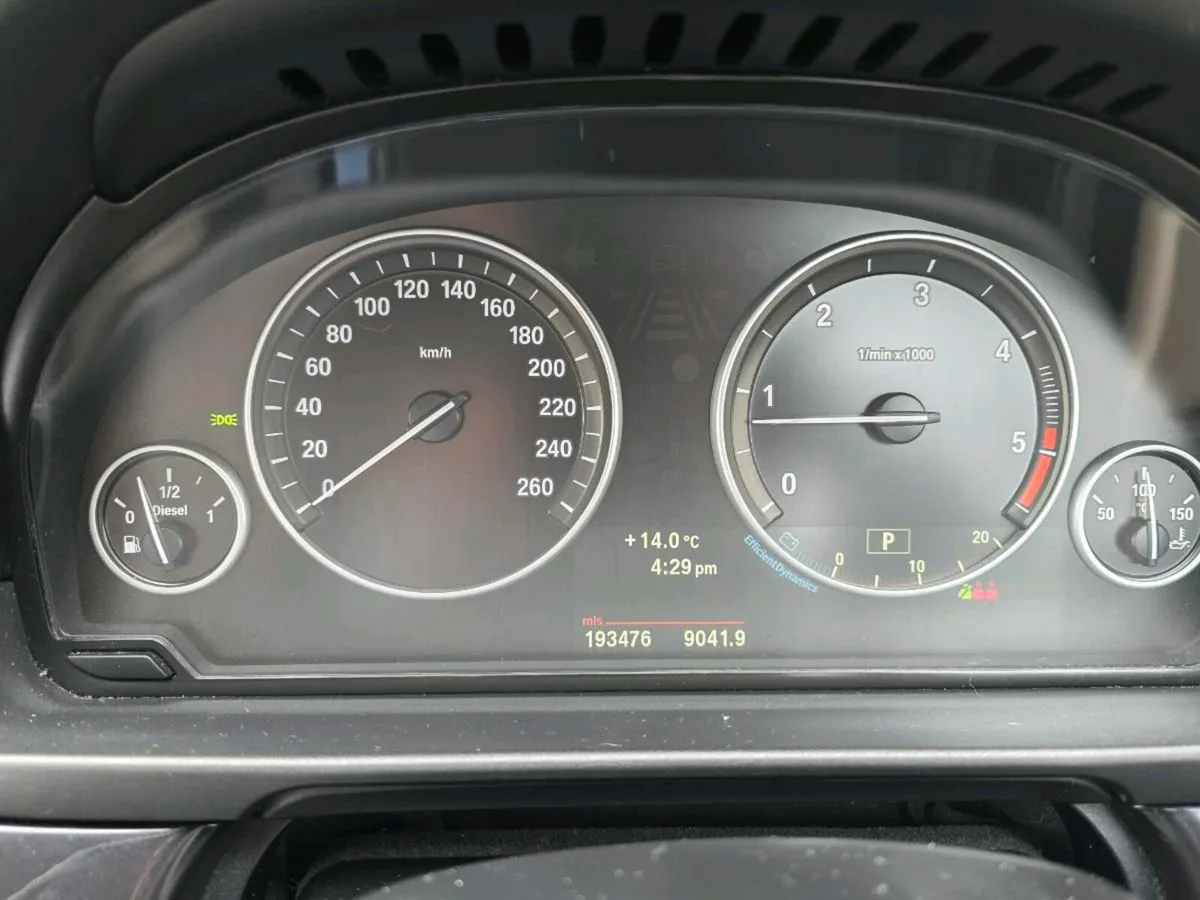 BMW 520D Automatic - Image 4
