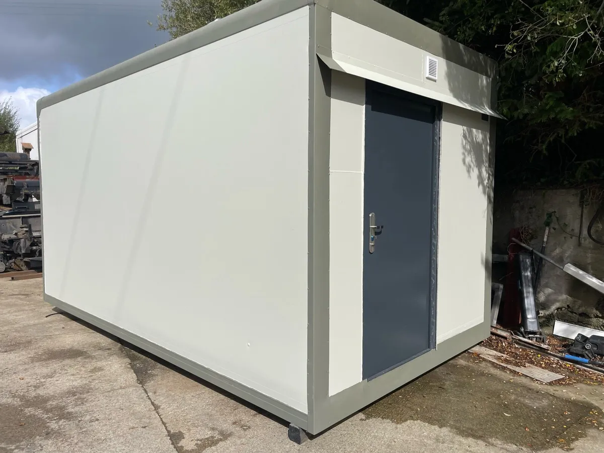 Storage unit - Image 1